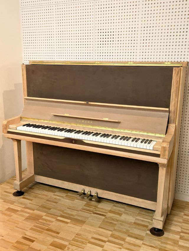 中古YAMAHAピアノ 中古ピアノ ヤマハ(YAMAHA YM5) 初心者お勧めスタンダードモデル