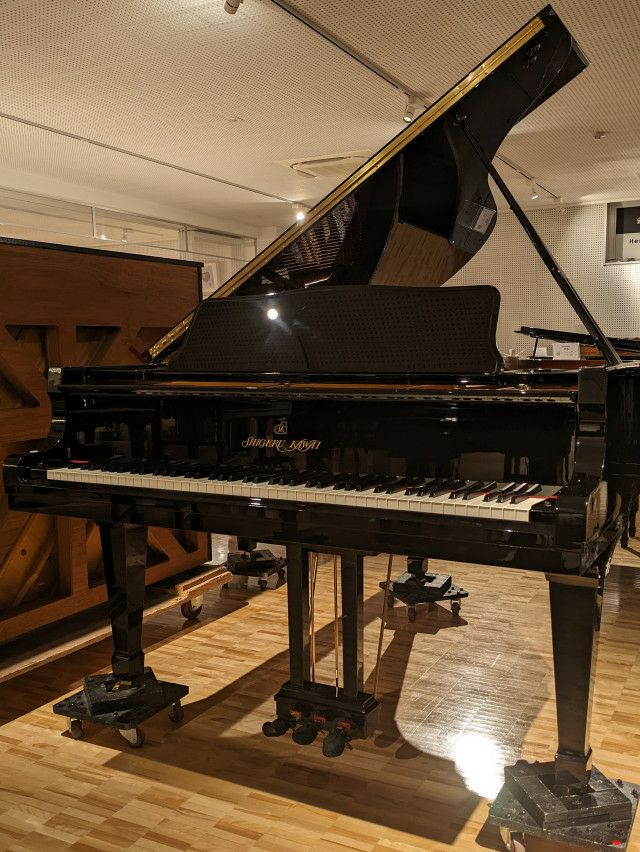 【未使用品】KAWAI グランドピアノ 日本製 KAWAI（カワイ） SK5 中古グランドピアノ 素材、技術、感性、思想