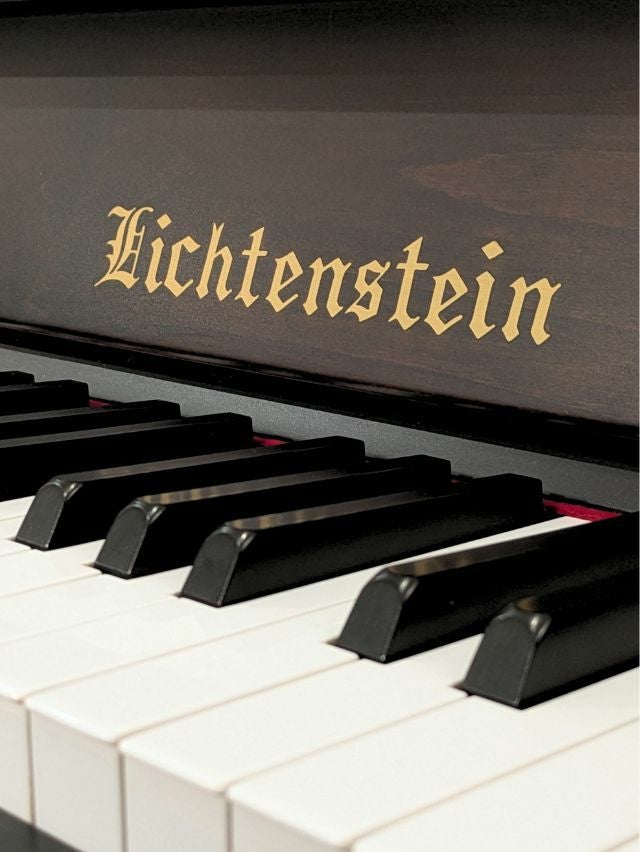 中古ピアノ　LICHTENSTEIN（リヒテンスタイン）KS605　鍵盤