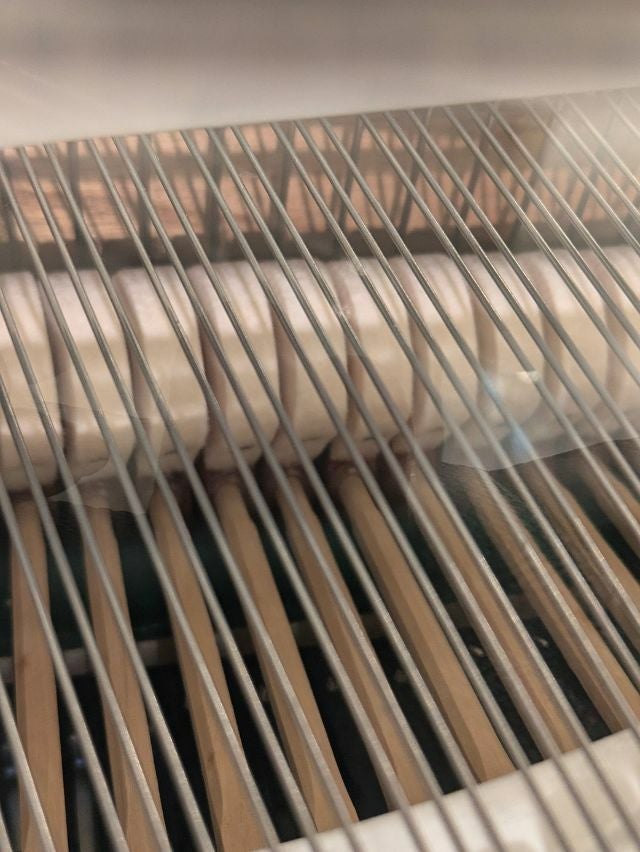 中古グランドピアノ　KAWAI（カワイ）CR40A　ハンマー