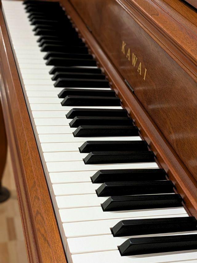 ピアノ値段交渉可 KAWAI K2D 黒艶出し仕上げ 中古アップライトピアノ 88鍵盤 【代引不可