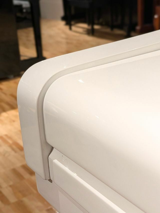 中古ピアノ　MARCHEN（メルヘン）MS350　腕木