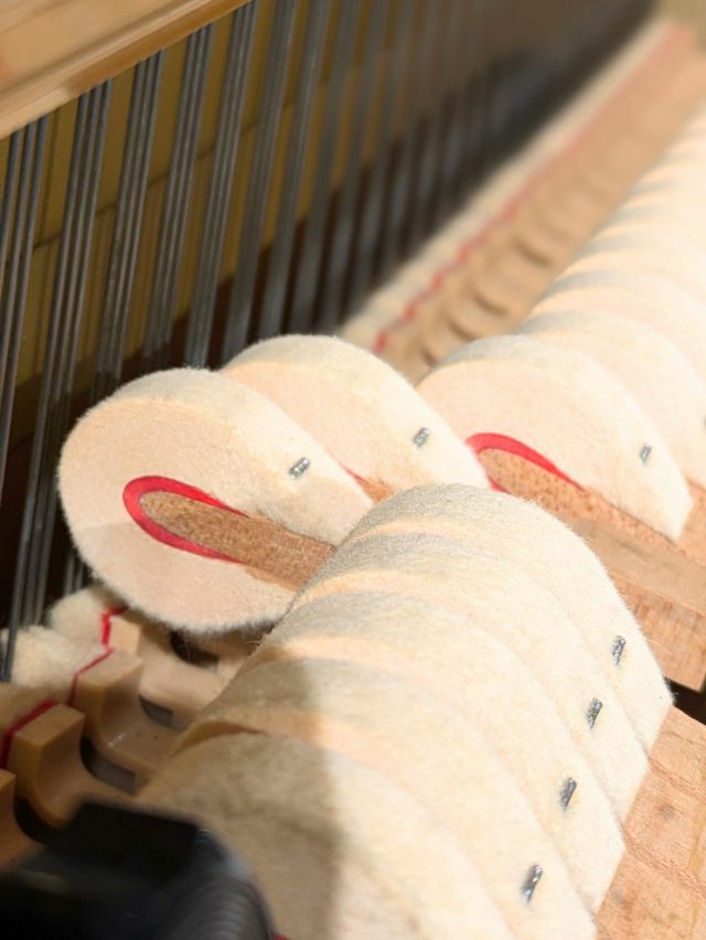 中古ピアノ　MARCHEN（メルヘン）MS350　ハンマー