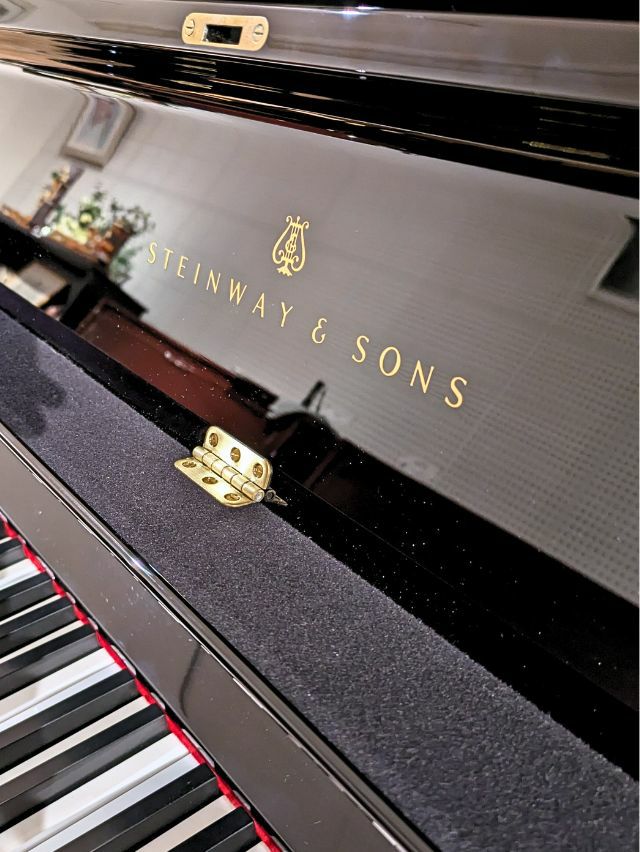 中古スタィンウェイ＆サンズ STEINWAY＆SONS（スタインウェイ＆サンズ） M170_JET_NOIR 中古