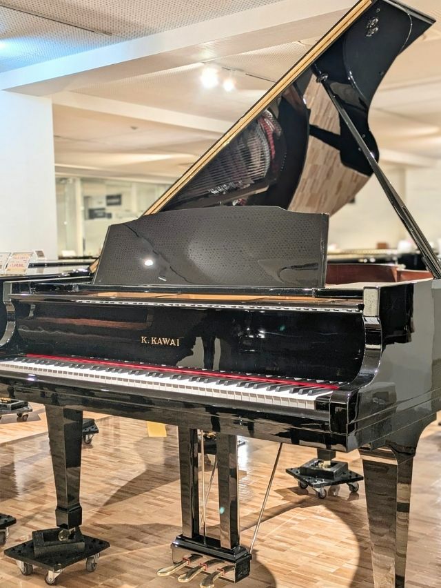グランドピアノ【カワイCA-40X】販売 KAWAI（カワイ） GS30 中古グランドピアノ 奥行き185cm 現行モデルGX-3