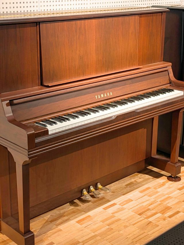 YAMAHA（ヤマハ） UX300Wn 中古ピアノ ハイグレードXシリーズ！木目