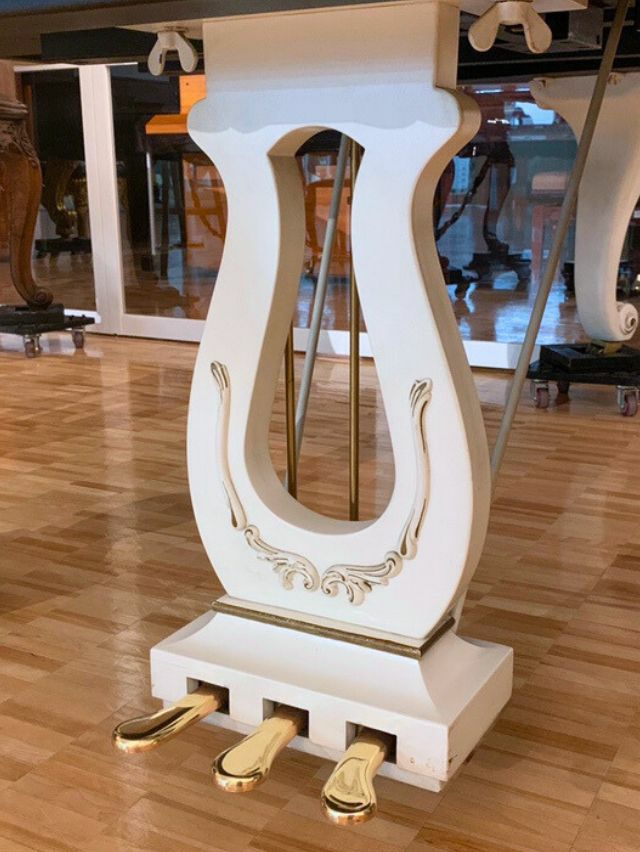 BOSENDORFER（ベーゼンドルファー） 225_Baroque 中古グランドピアノ