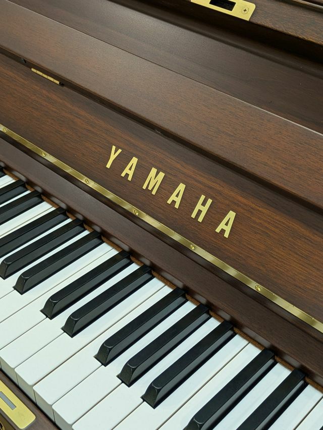 YAMAHA(ヤマハ) UX50WnC_silent ヤマハアップライトの名器！「UX 
