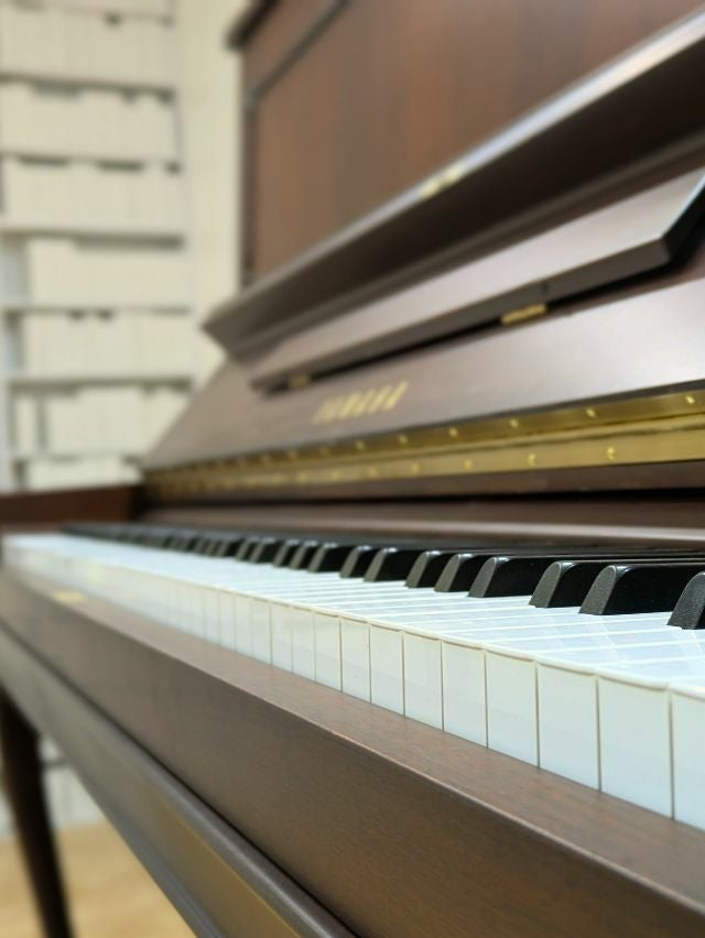 YAMAHA(ヤマハ) UX50WnC_silent ヤマハアップライトの名器！「UX