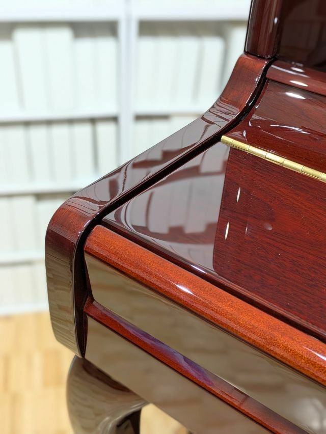 KAWAI（カワイ） LD22MF 中古ピアノ 高いインテリア性と、上質な音色