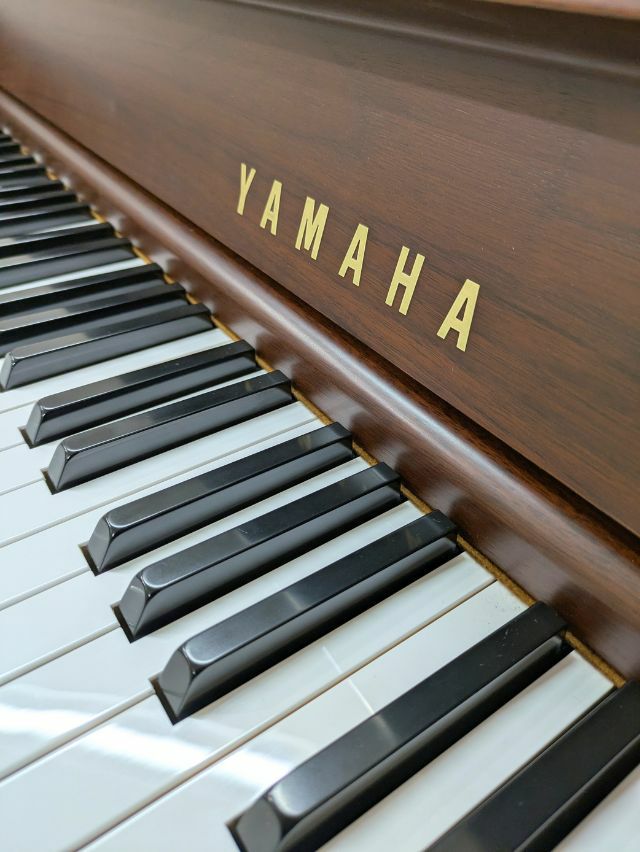 Yamaha YF101W アップライトピアノ 88鍵 椅子付き ヤマハ アップライトピアノ YF101」の人気商品一覧 | 安い商品を通販
