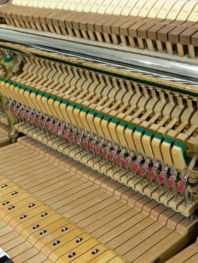 STEINWAY&SONS(スタインウェイ&サンズ) Z114 中古ピアノ 小型・木目調