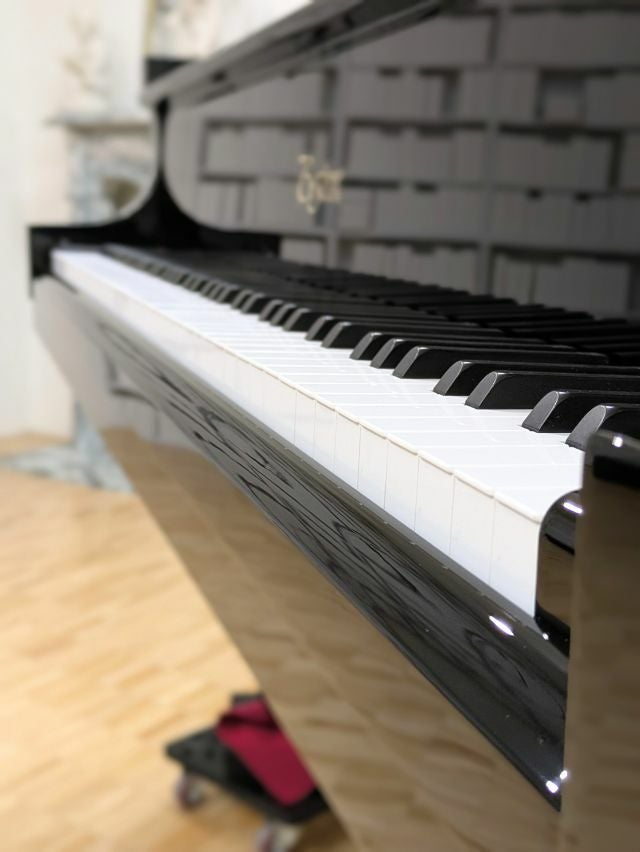 グランドピアノ BOSTON(ボストン) GP178 中古グランドピアノ スタインウェイの伝統と