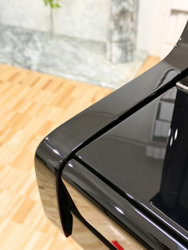 KAWAI(カワイ) LD33 中古ピアノ ラグジュアリーデザインのモダンな逸品