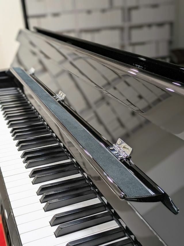 KAWAI(カワイ) LD33 中古ピアノ ラグジュアリーデザインのモダンな逸品