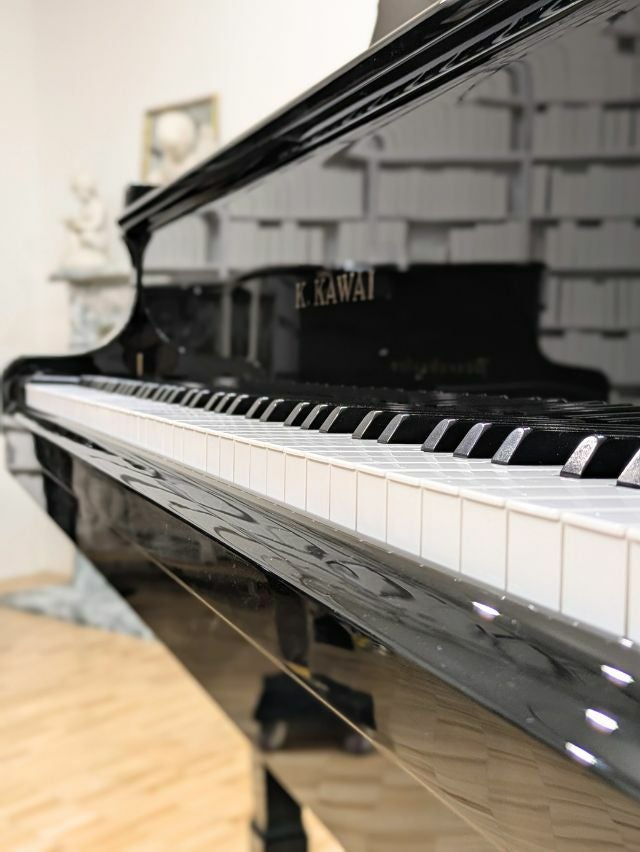 グランドピアノ【カワイ　KG-1E】 KAWAI(カワイ) RX1G 中古グランドピアノ 奥行164cmの小型グランド