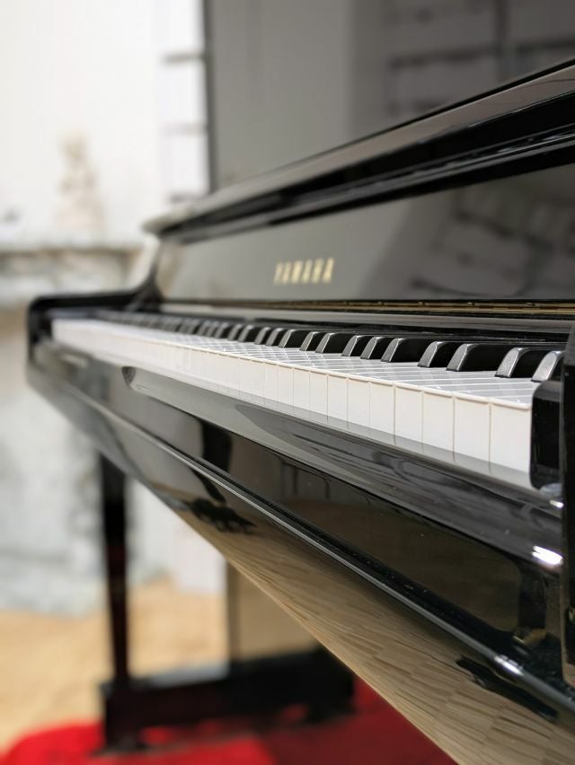 ピアノ様オーダー品 YAMAHA(ヤマハ) UX30A 中古ピアノ 人気のXシリーズ♪ヤマハ上位
