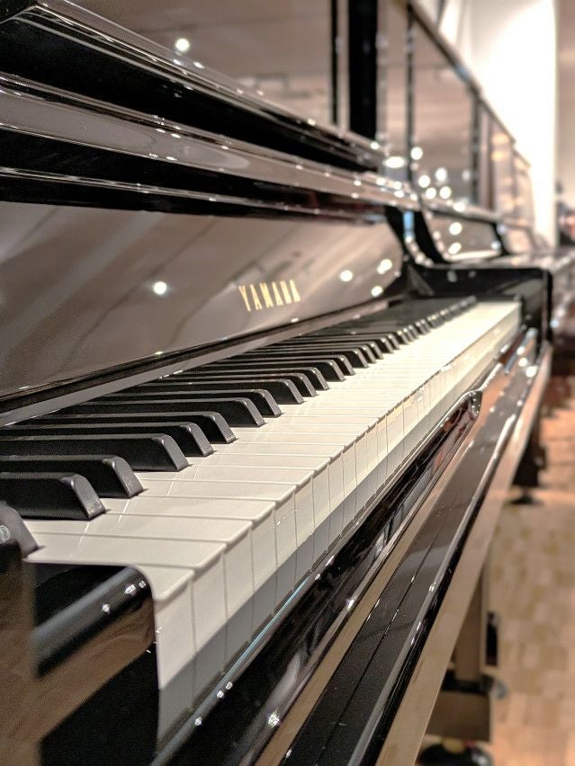 YAMAHA(ヤマハ) UX50A 中古ピアノ 中古ピアノ グランドピアノに最も
