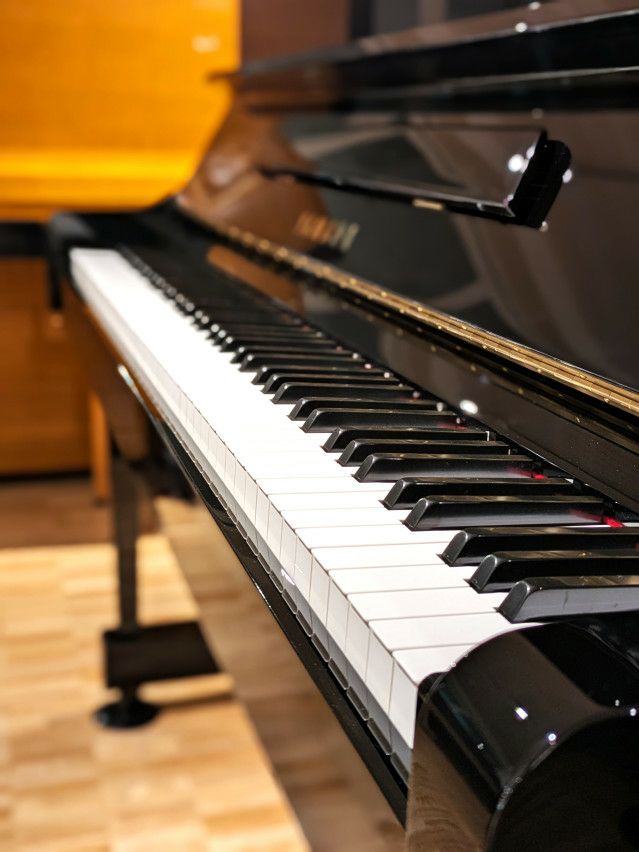 YAMAHA(ヤマハ) YM10 中古ピアノ お子様や初級者にお勧めヤマハ