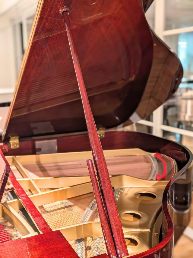 KAWAI（カワイ） GE20 中古グランドピアノ 木目・コンパクトグランド