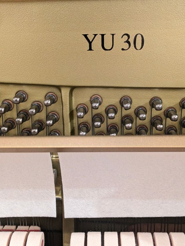 ヤマハ　アップライトピアノ　YU30 YAMAHA 株式会社ピアノプラザ | YAMAHA YU33(6437)