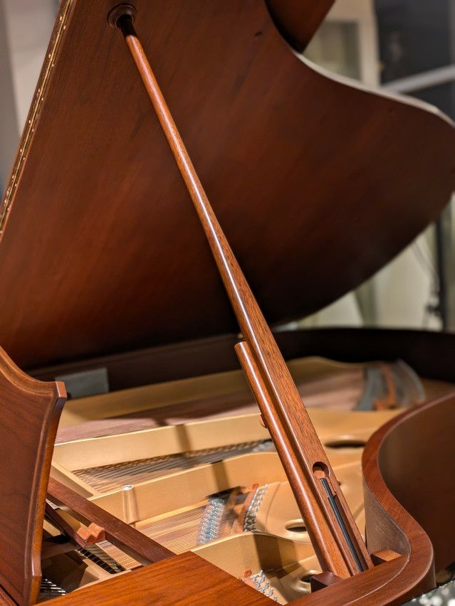 DIAPASON(ディアパソン) D183BG 中古グランドピアノ 重厚な響きと