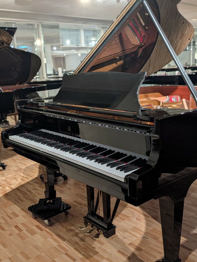 STEINWAY&SONS(スタインウェイ&サンズ) O180 中古グランドピアノ 1997