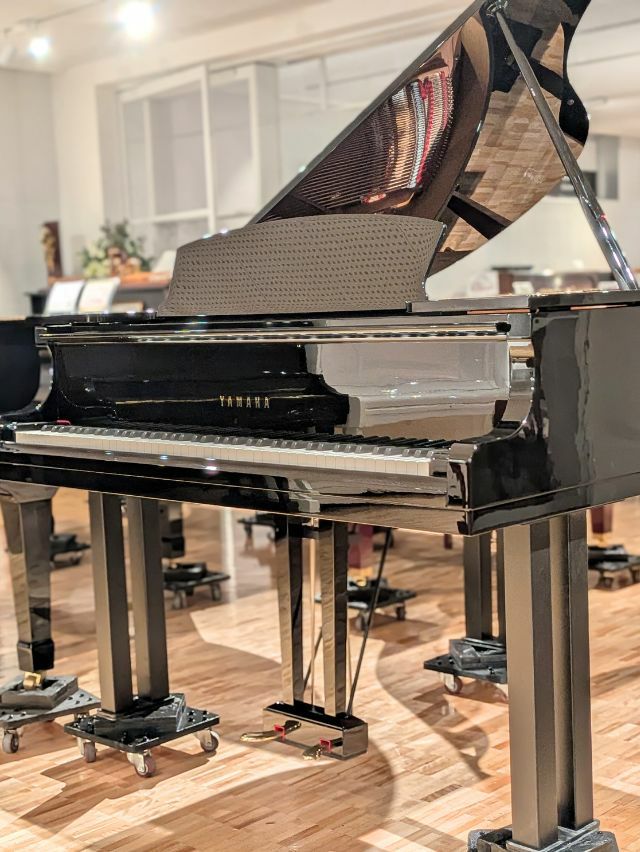 YAMAHA（ヤマハ） Z1B 中古グランドピアノ 6畳の子供部屋にも置ける