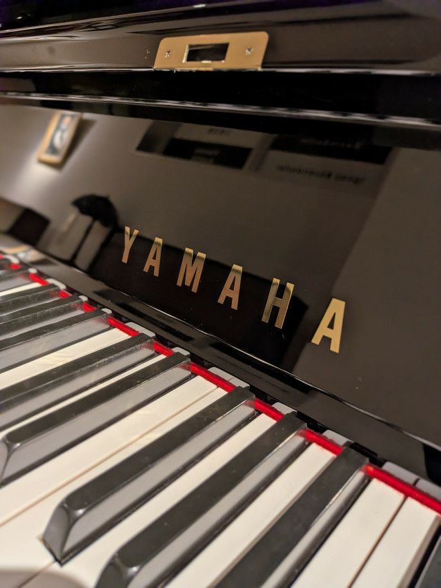 中古ピアノ　ヤマハ UX5 (1986年製) YAMAHA(ヤマハ) UX5 中古ピアノ 機能充実♪ヤマハの高級アップライト