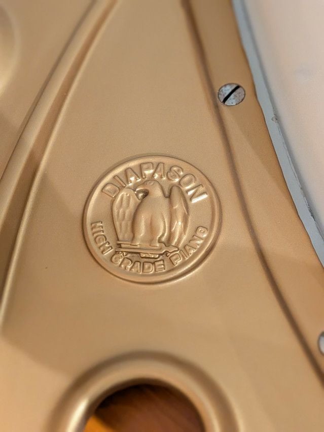 DIAPASON（ディアパソン） 183E 中古グランドピアノ ホワイト再塗装済