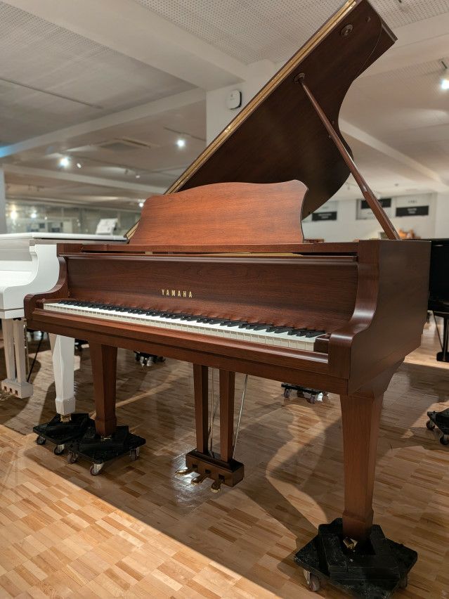 YAMAHA（ヤマハ） G3A 中古グランドピアノ 深みのある音の艶、バランス
