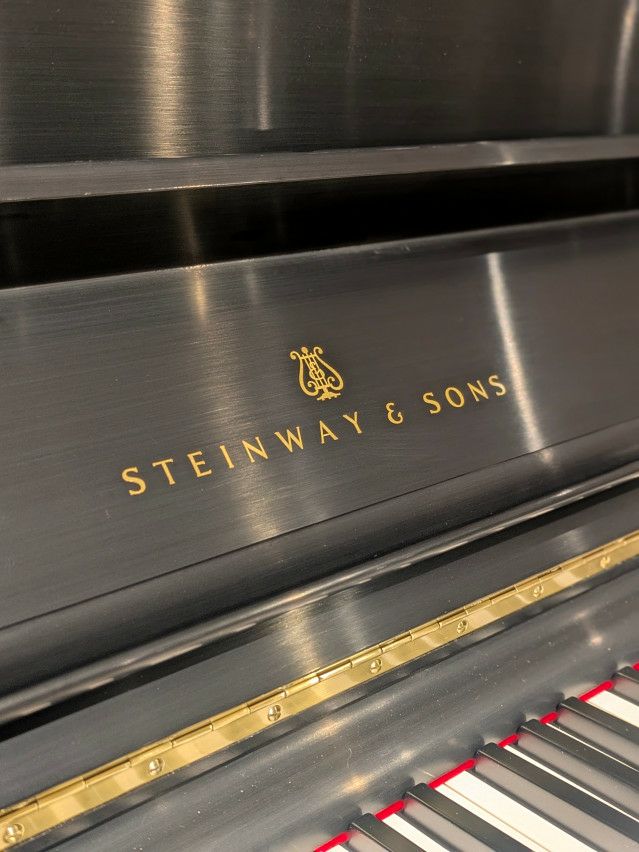 STEINWAY&SONS(スタインウェイ&サンズ) K52 中古ピアノ 世界最高峰の