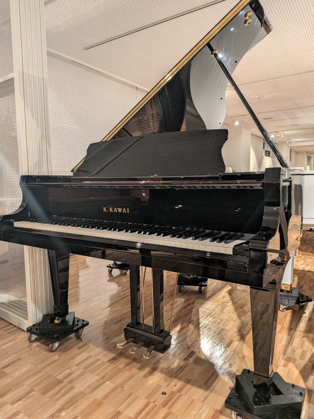 KAWAI（カワイ） GX2 中古グランドピアノ 素晴らしい音色の深さと共鳴