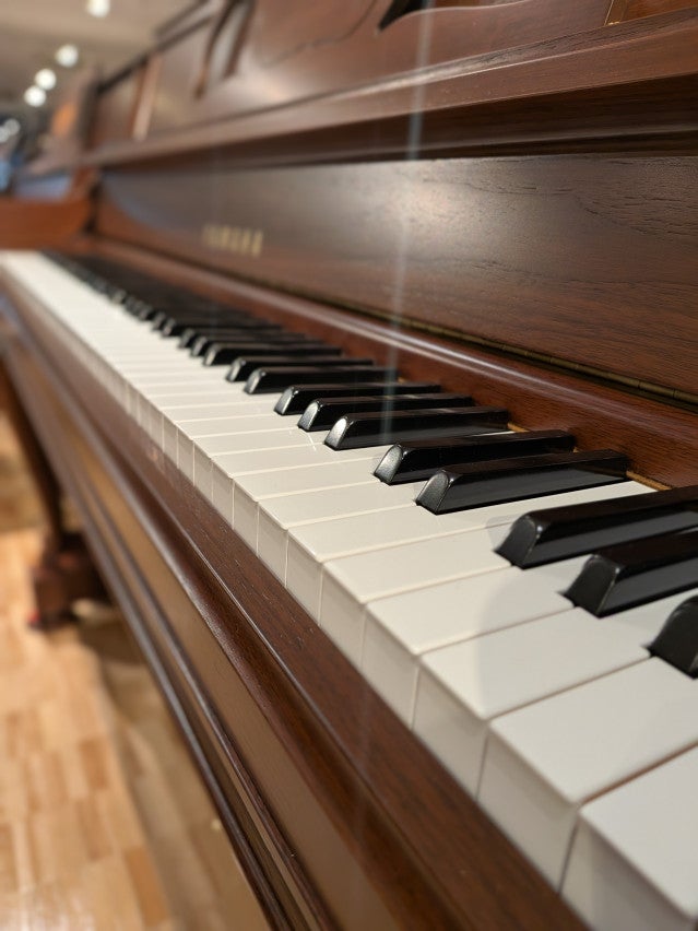 YAMAHA(ヤマハ) YF101W 中古ピアノ インテリアピアノ 「YFシリーズ