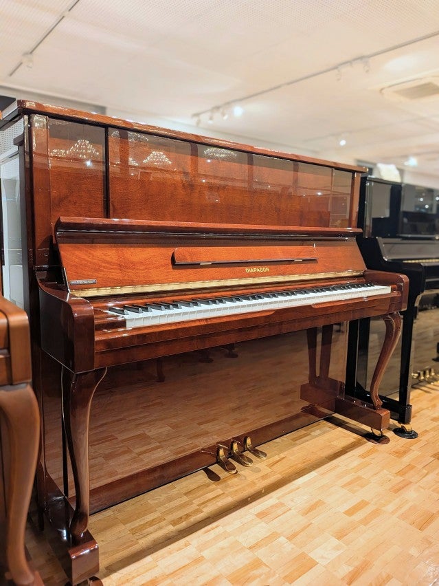 DIAPASON(ディアパソン) DL125 中古ピアノ 上品な木目艶出し・猫脚仕様