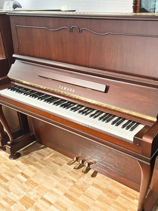 YAMAHA(ヤマハ) WX5AWnC 中古ピアノ モール装飾が美しい、WXシリーズ最